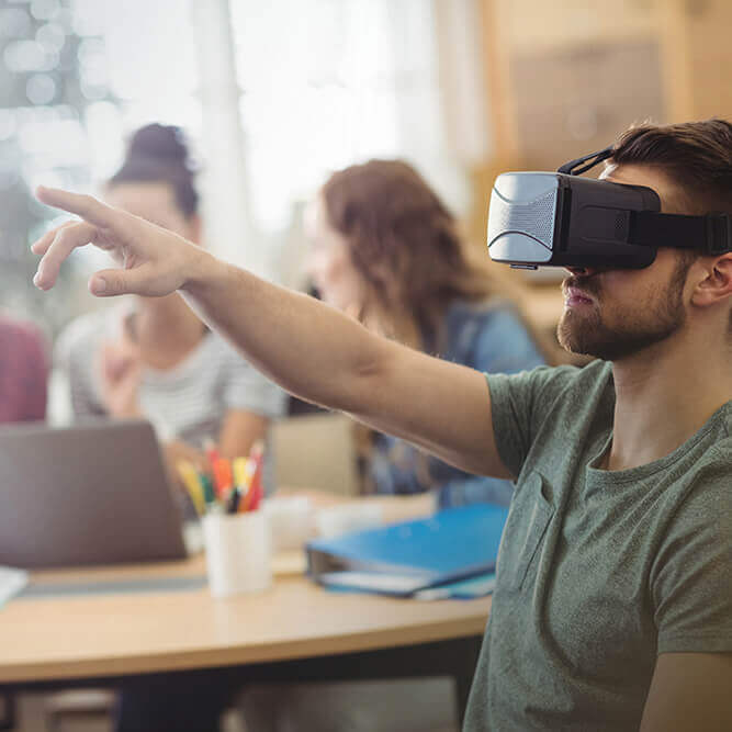 virtual-augmented-reality-studenti